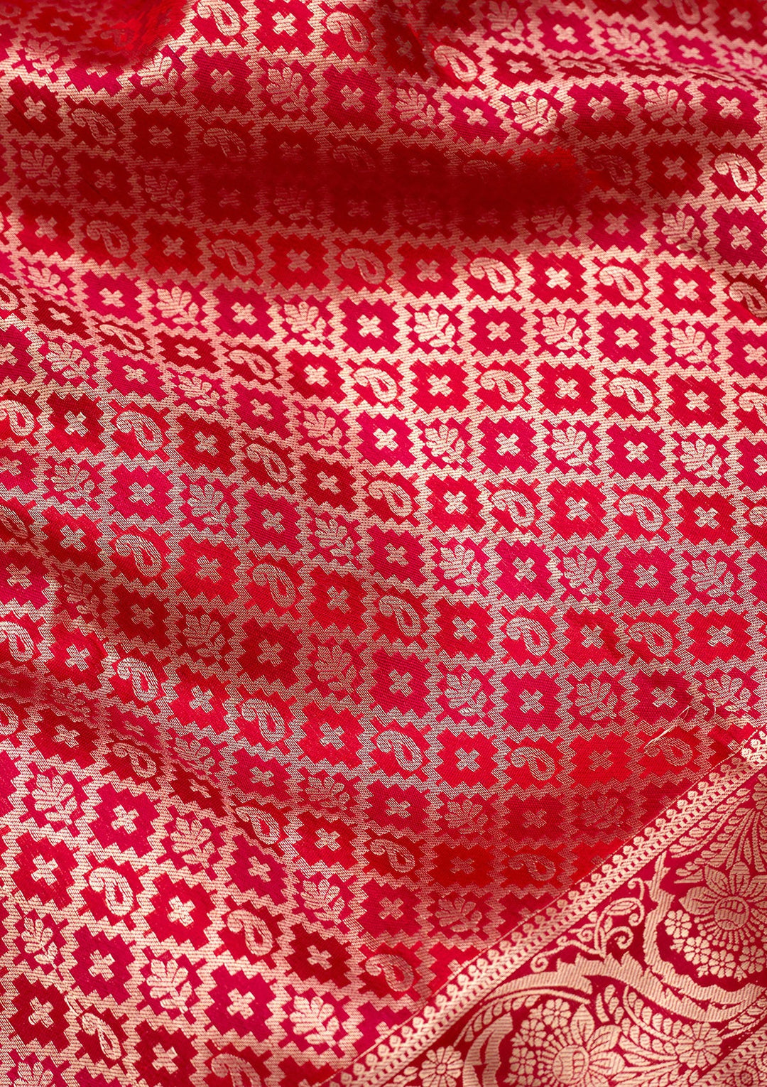 Red Zariwork (Gold) Silk Silk_Saree