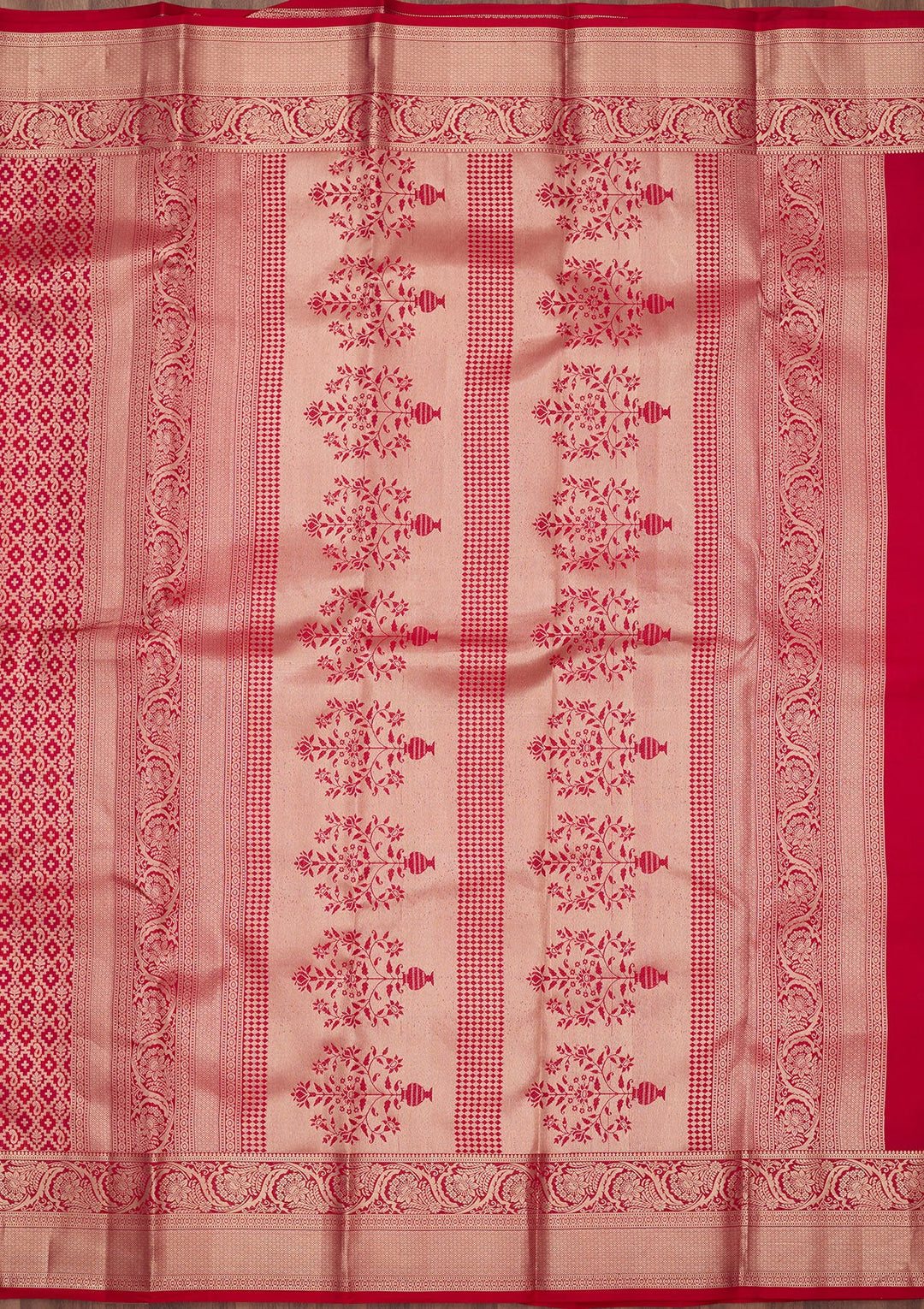 Red Zariwork (Gold) Silk Silk_Saree