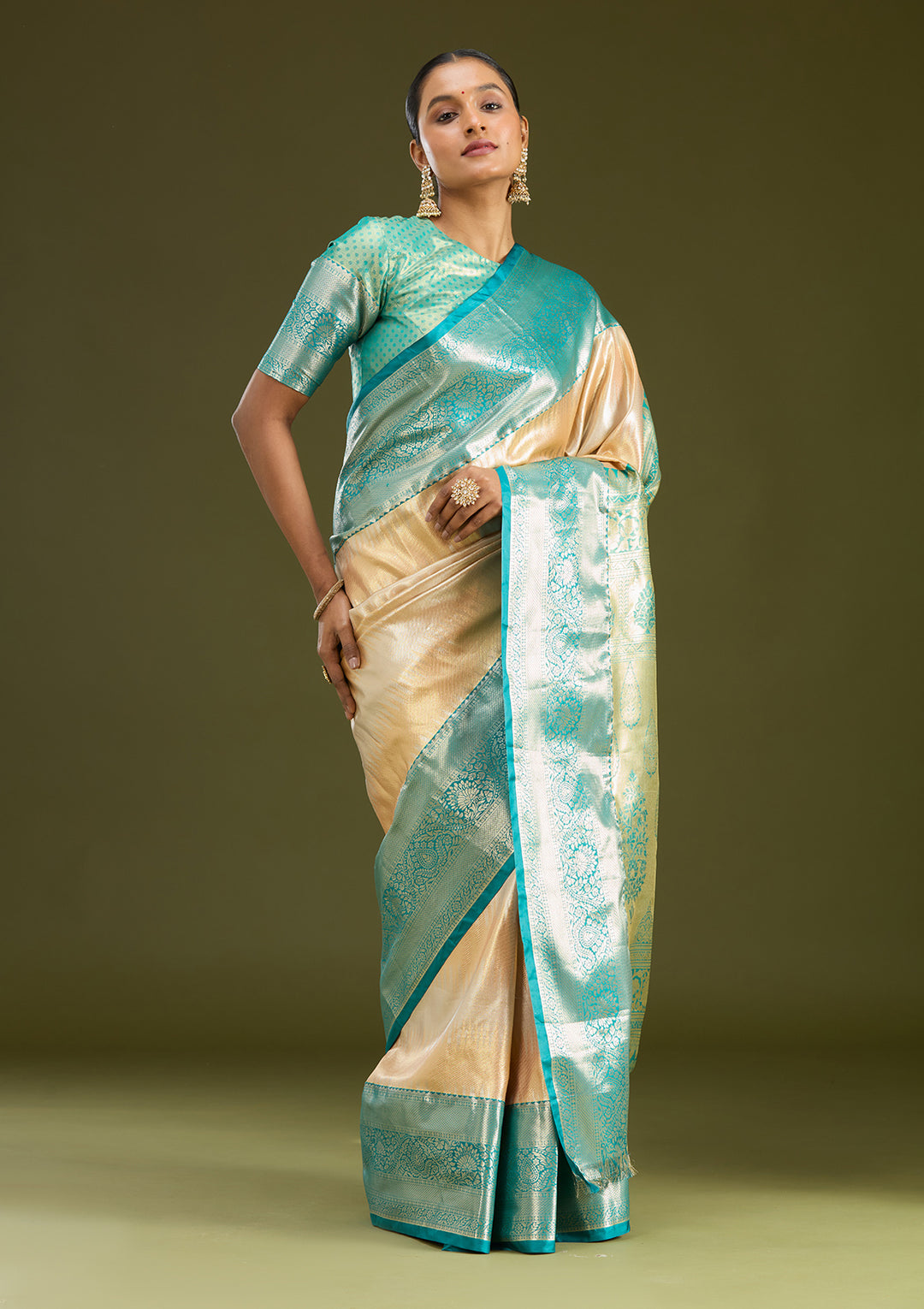 Gold Zariwork (Gold) Silk Silk Saree
