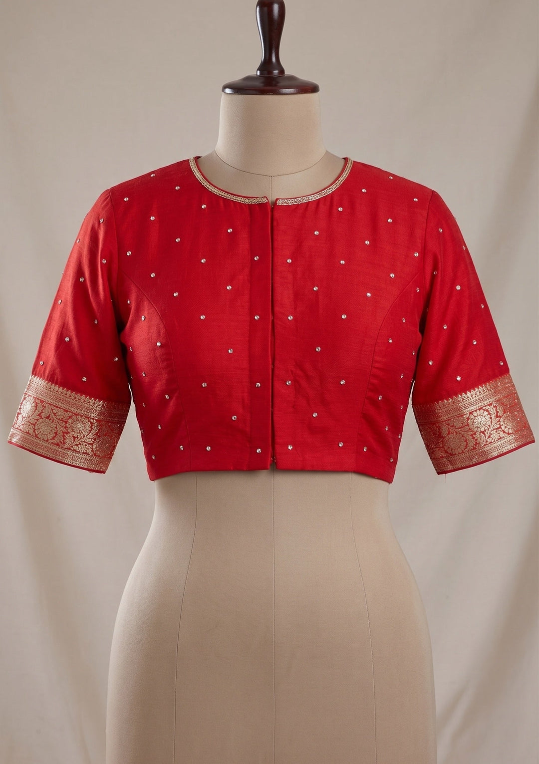 Red Silk Jaal Cutdana Saree With Matching Blouse Piece