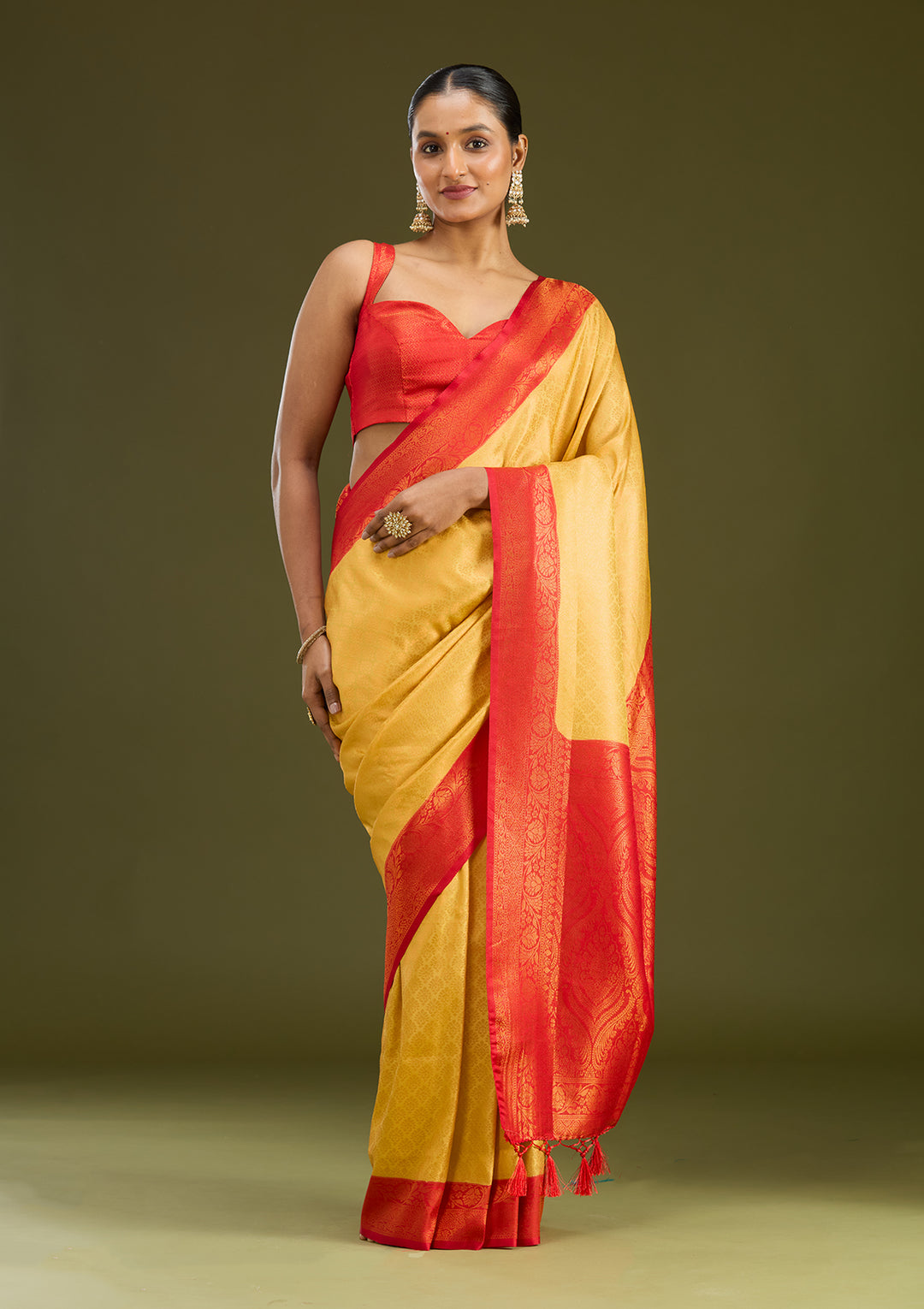 Gold Zariwork (Gold) Silk Silk Saree