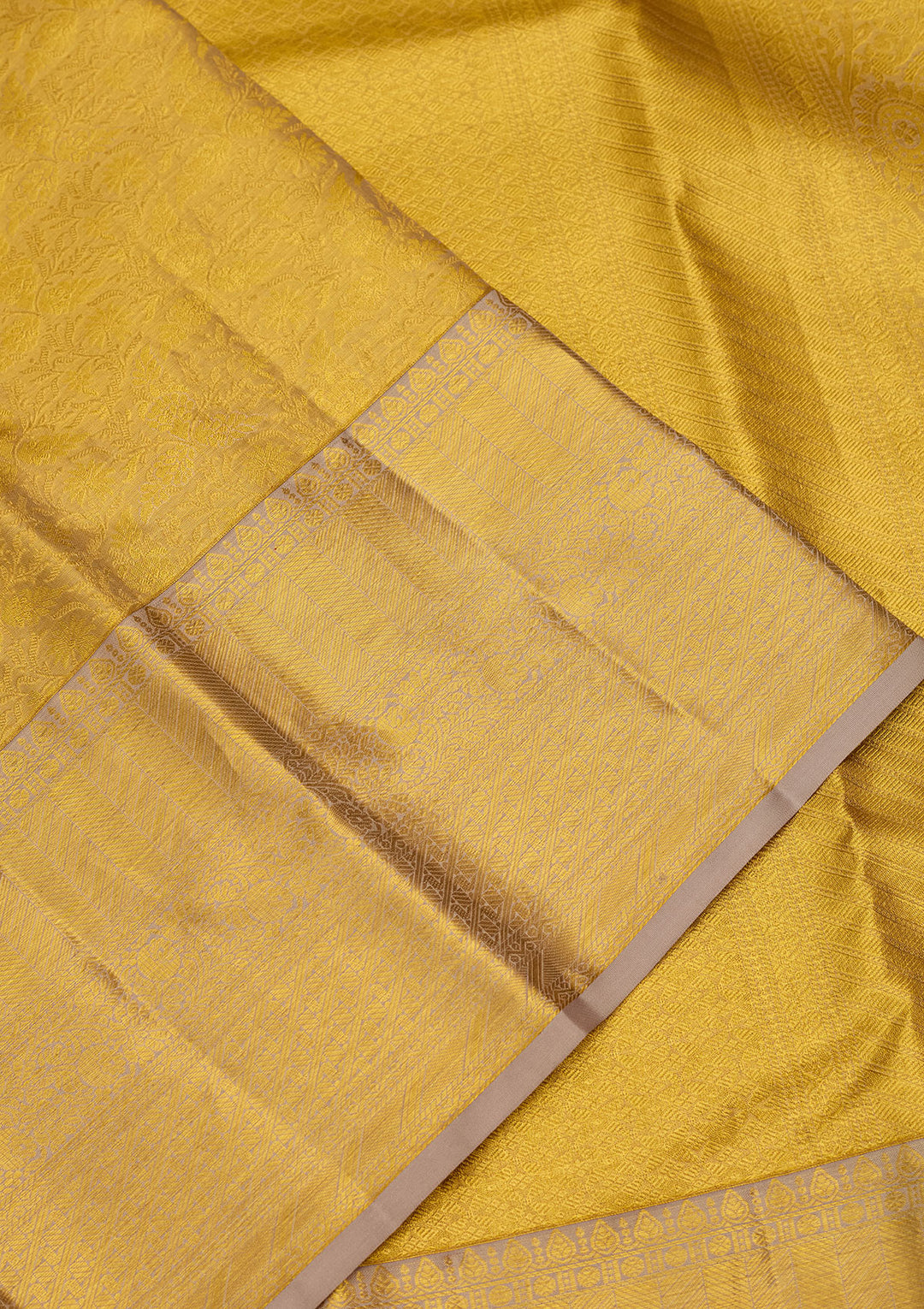 Gold Zariwork (Gold) Silk Silk Saree