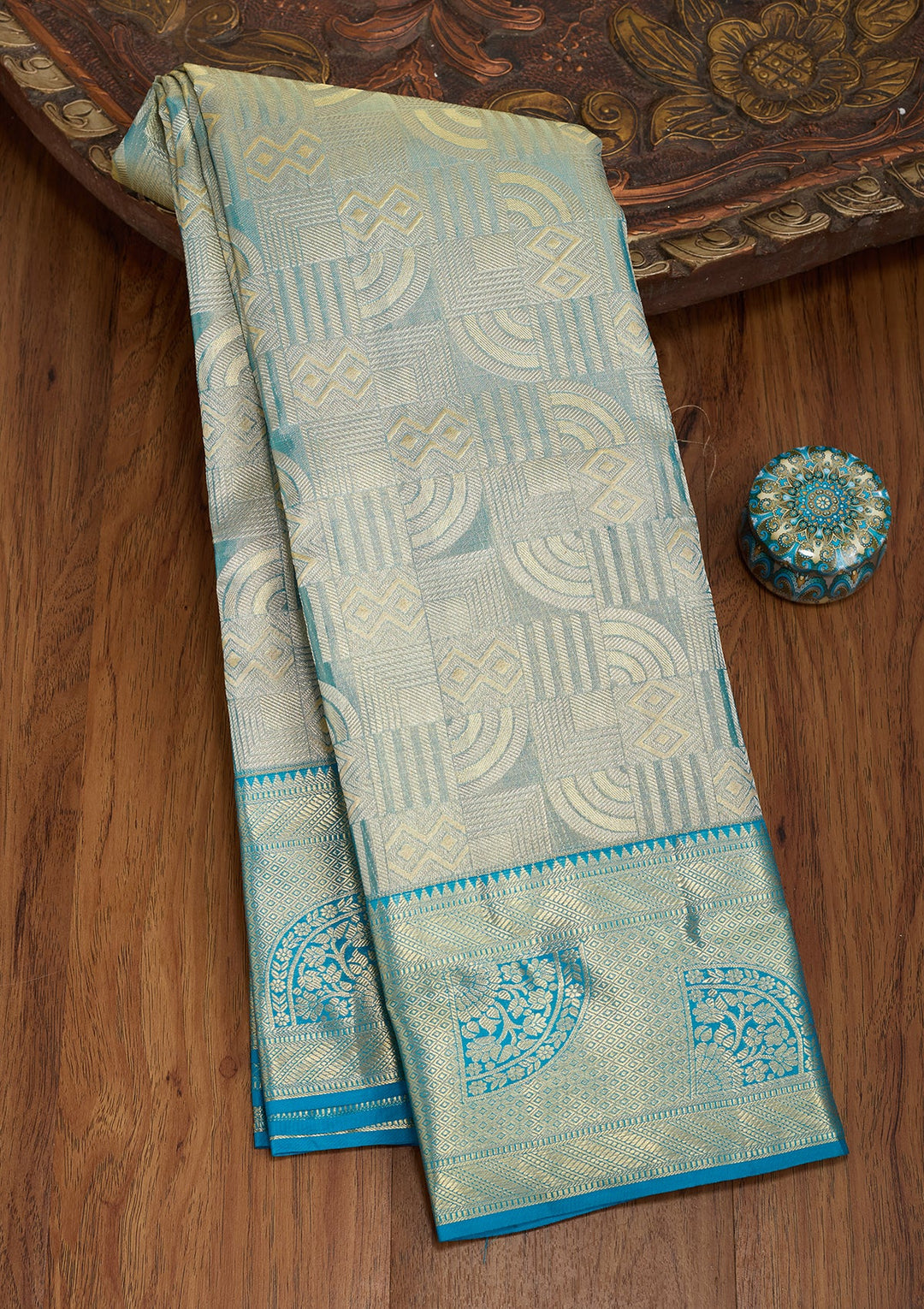 Sea Green Silk Jaal Gold Zariwork Saree With Matching Blouse Piece
