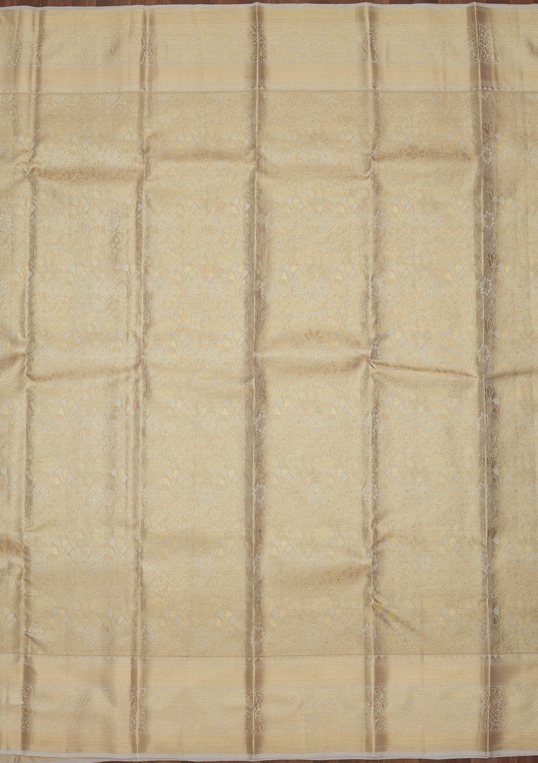 White Zariwork (Gold) Pure Silk Saree