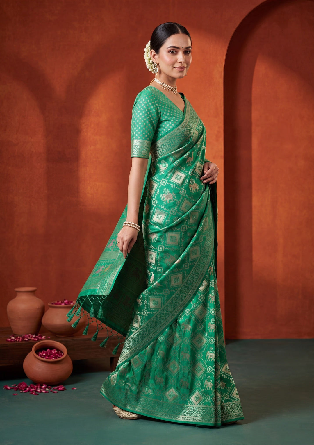 Rama Green Satin Checks Saree With Matching Blouse Piece