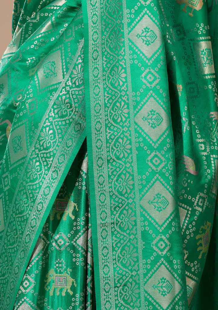 Rama Green Satin Checks Saree With Matching Blouse Piece