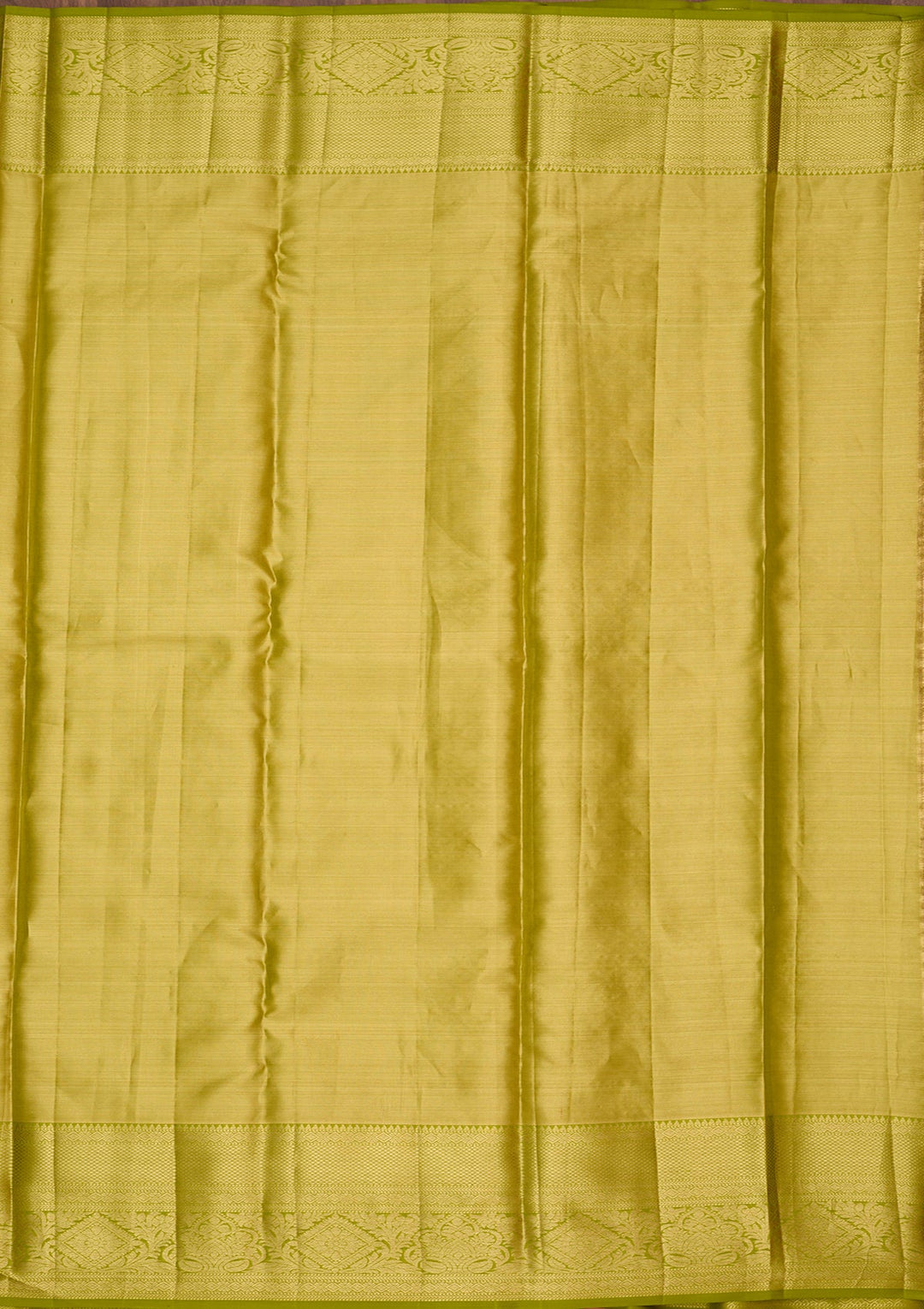 Parrot Green Dharmavaram Pure Silk Saree