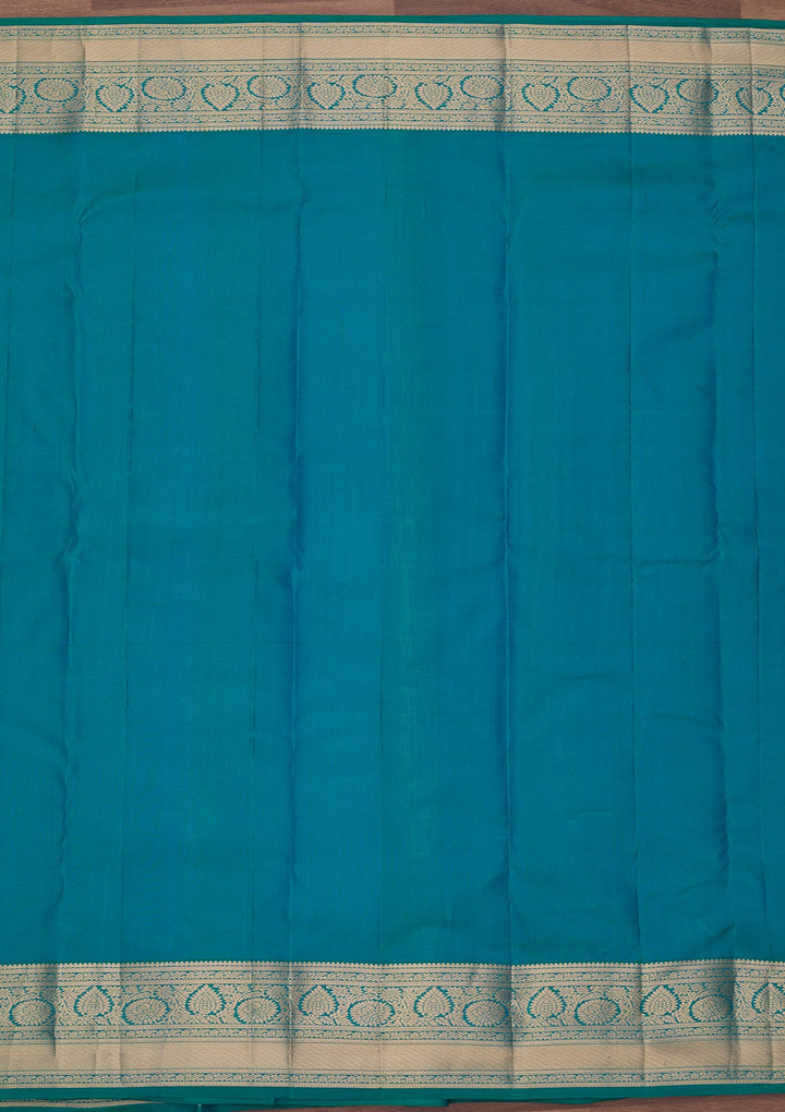 Peacock Green Silk Jaal Saree With Matching Blouse Piece