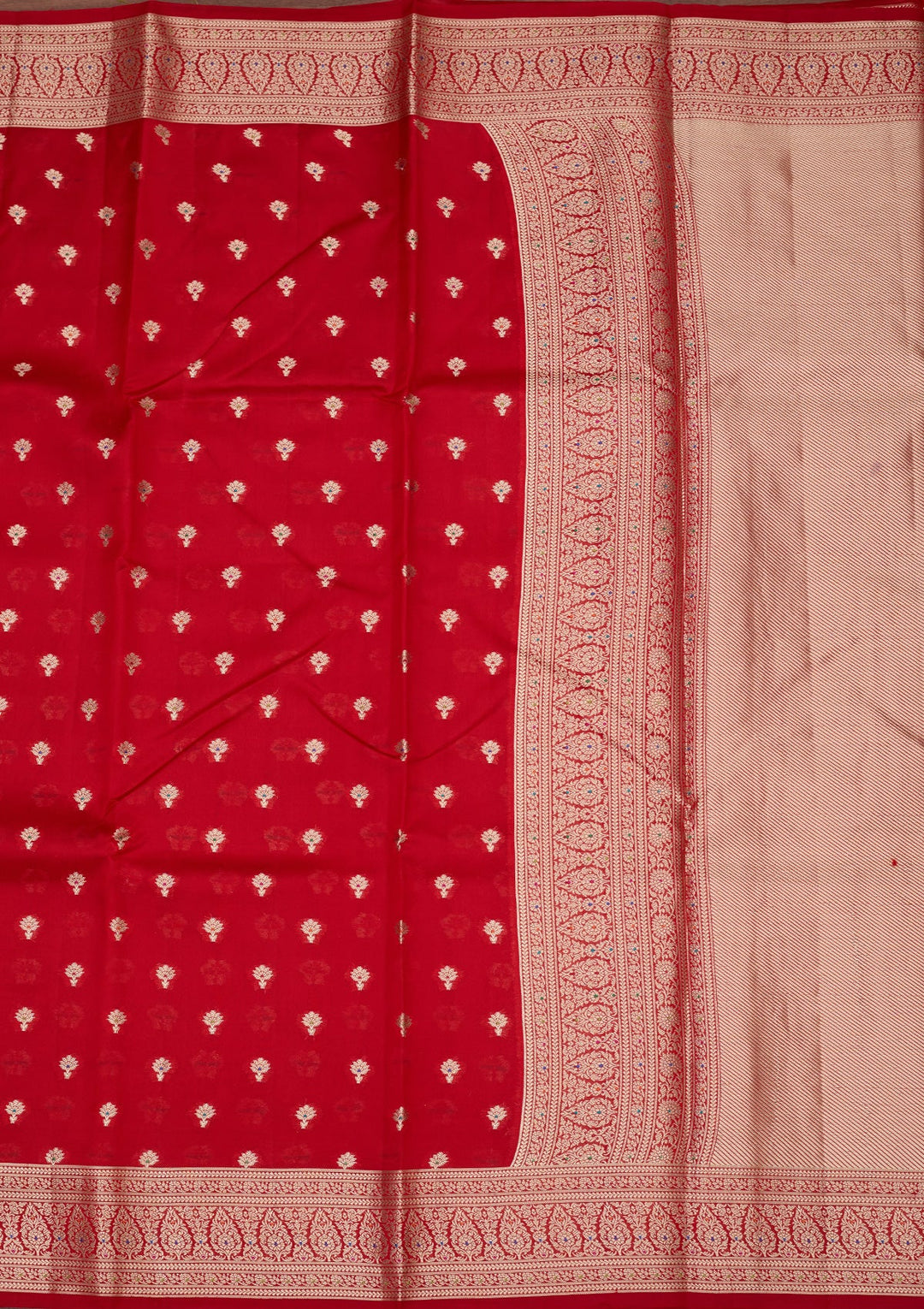 Red Silk Jaal Saree With Matching Blouse Piece