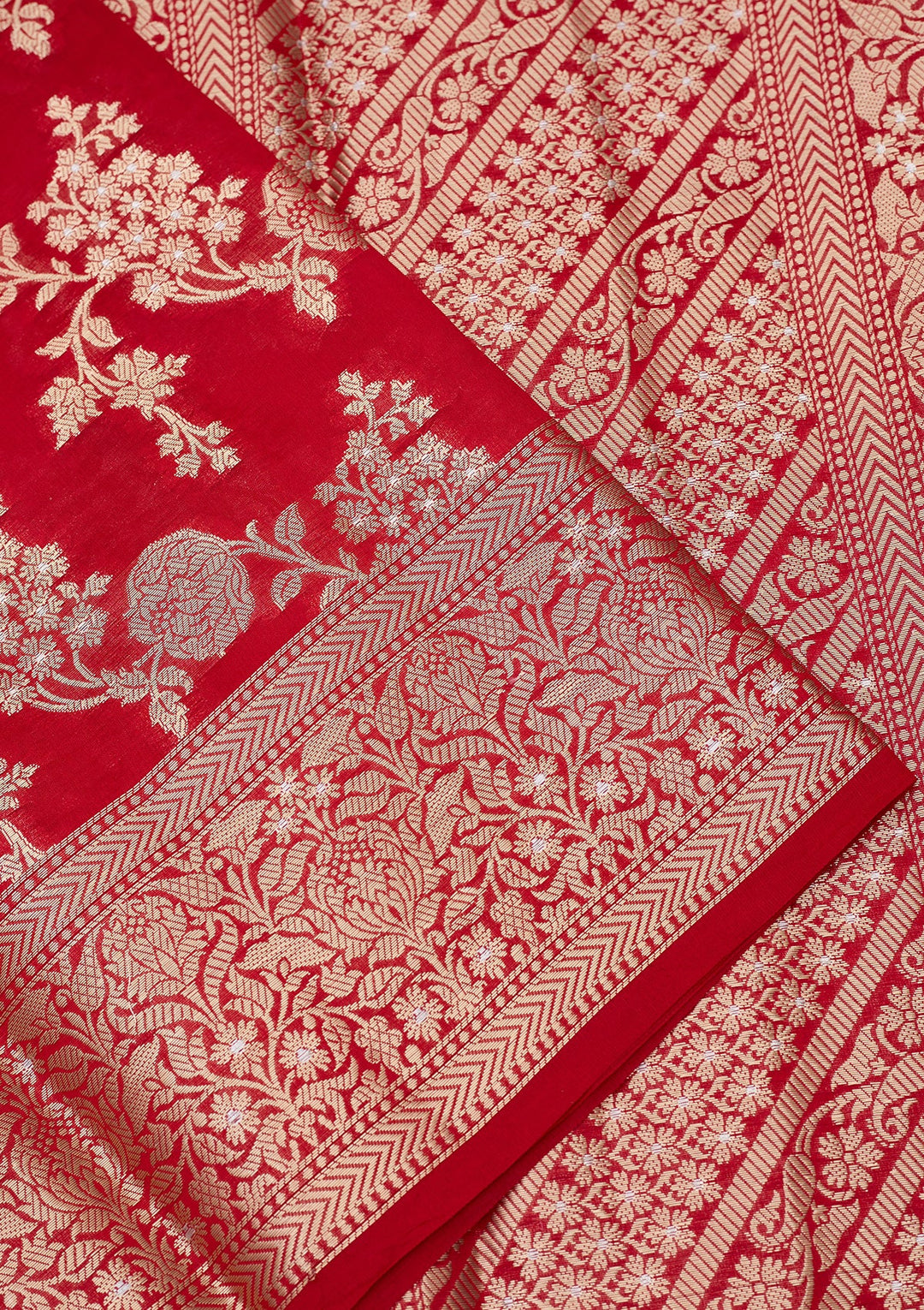 Red Silk Jaal Saree With Matching Blouse Piece