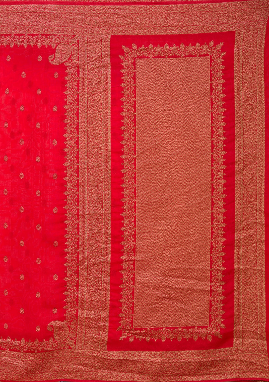 Red Silk Buti Saree With Matching Blouse Piece