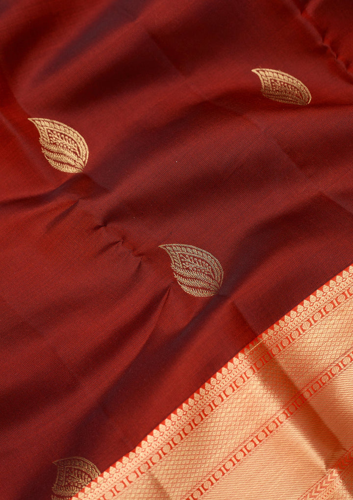 Maroon Dharmavaram Pure Silk Saree With Matching Blouse Piece