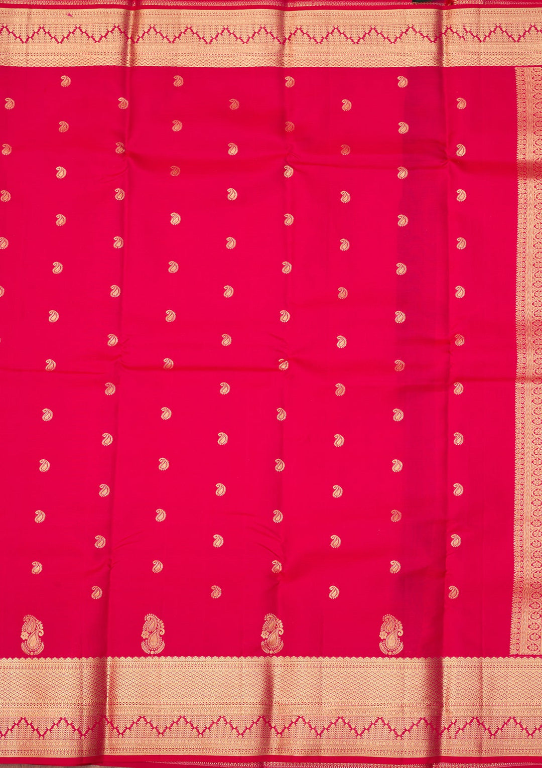 Rani Pink Dharmavaram Pure Silk Saree With Matching Blouse Piece