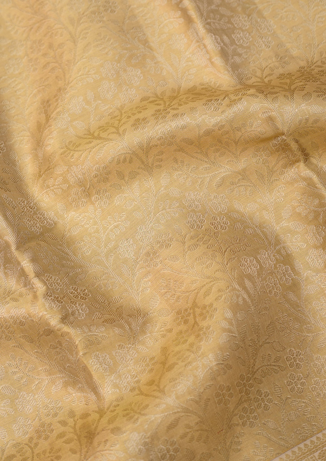 Off White Dharmavaram Tissue Silk Saree With Matching Blouse Piece