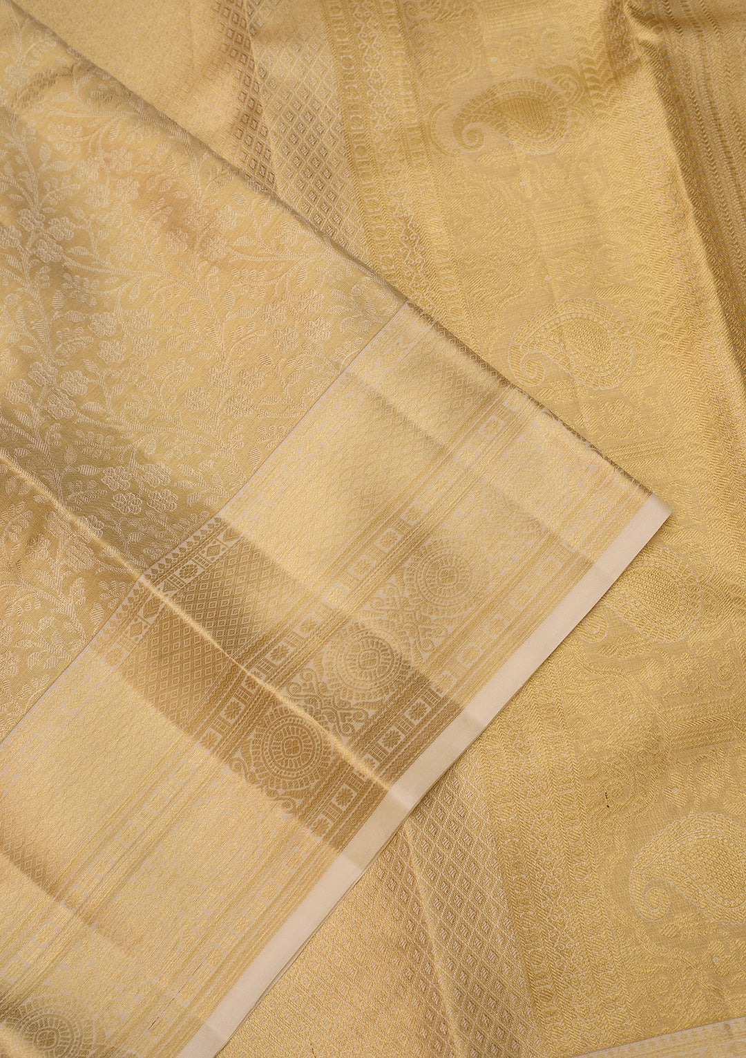 Off White Dharmavaram Tissue Silk Saree With Matching Blouse Piece