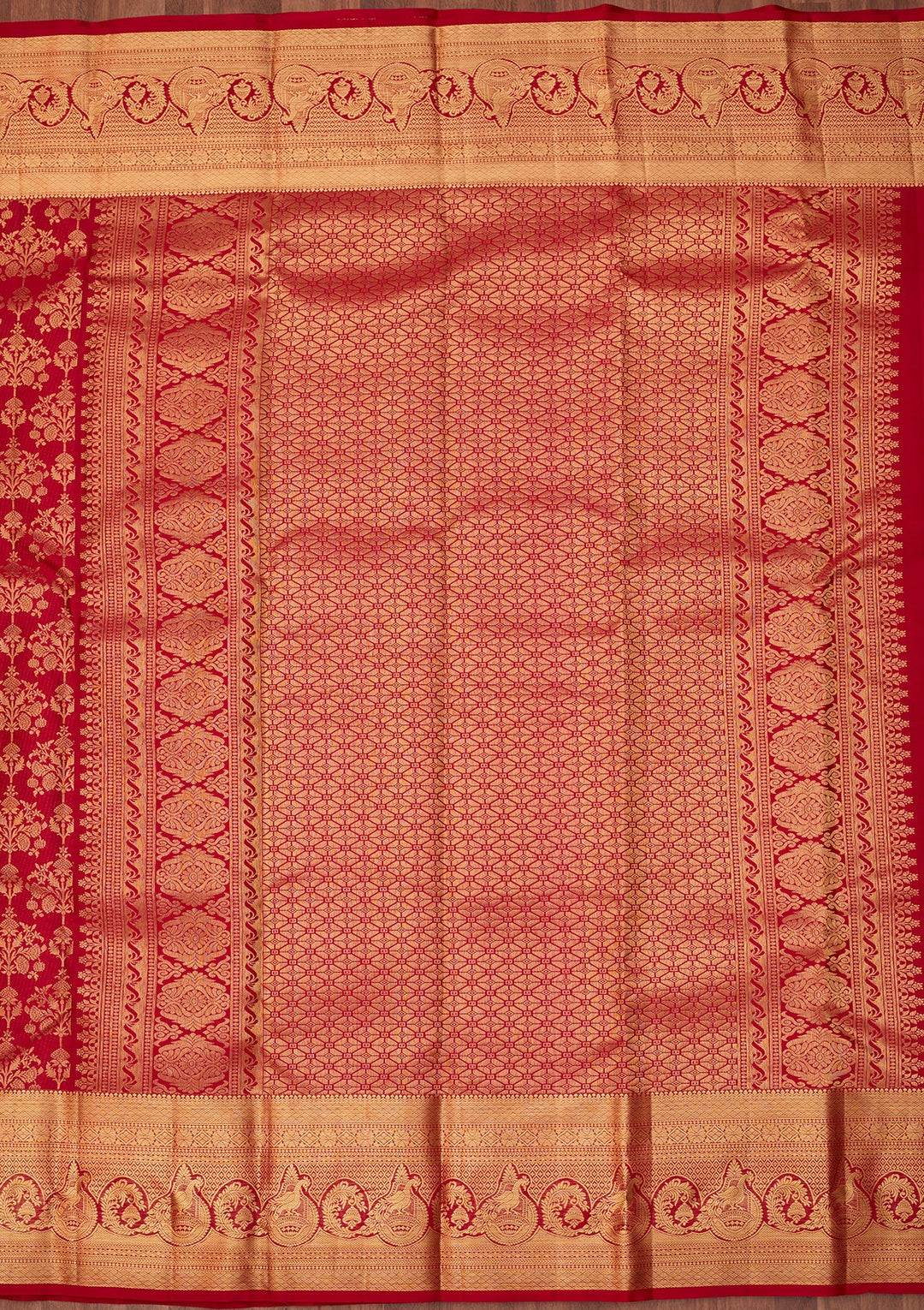 Maroon Dharmavaram Pure Silk Saree With Matching Blouse Piece