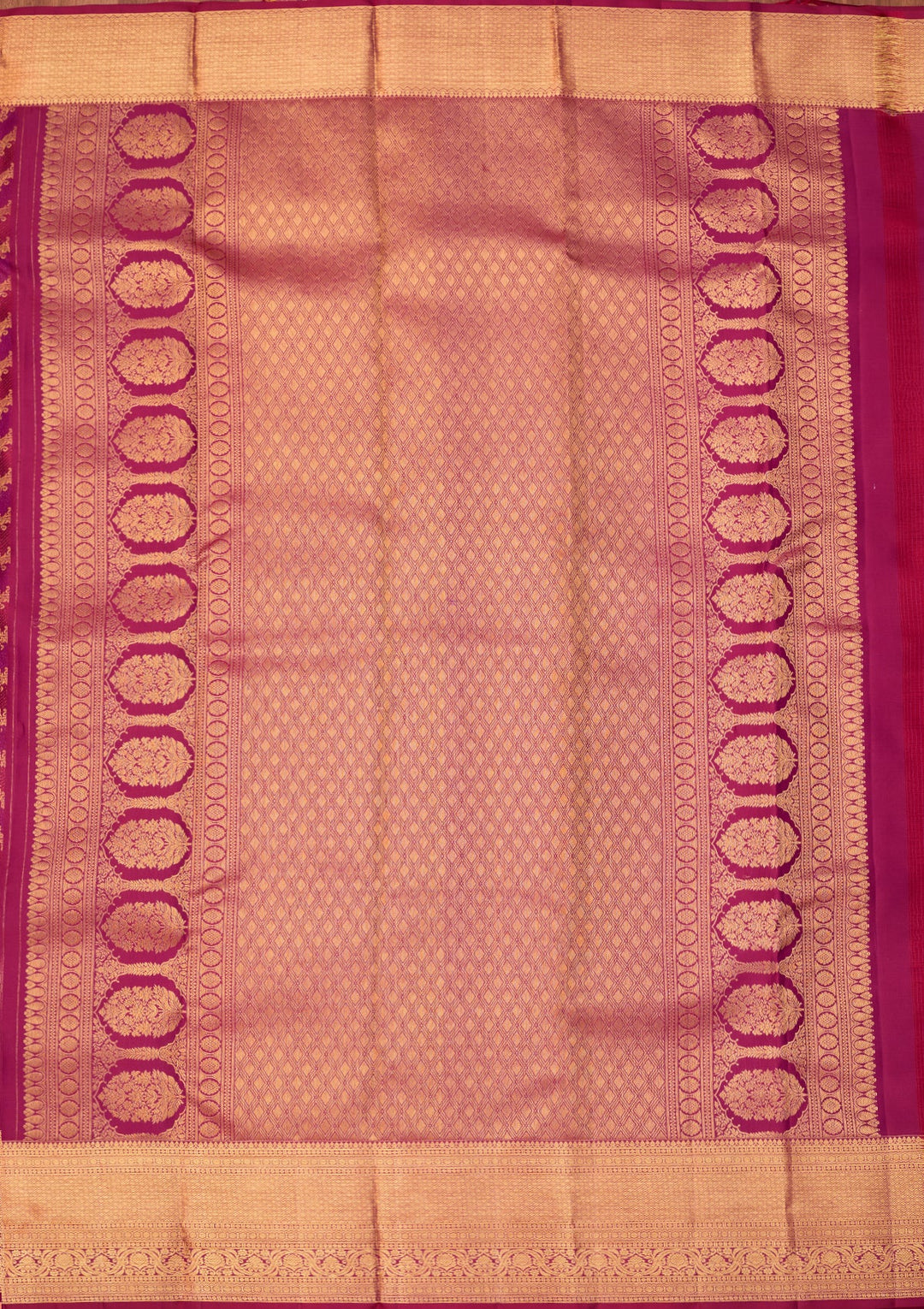Magenta Pink Dharmavaram Pure Silk Saree With Matching Blouse Piece
