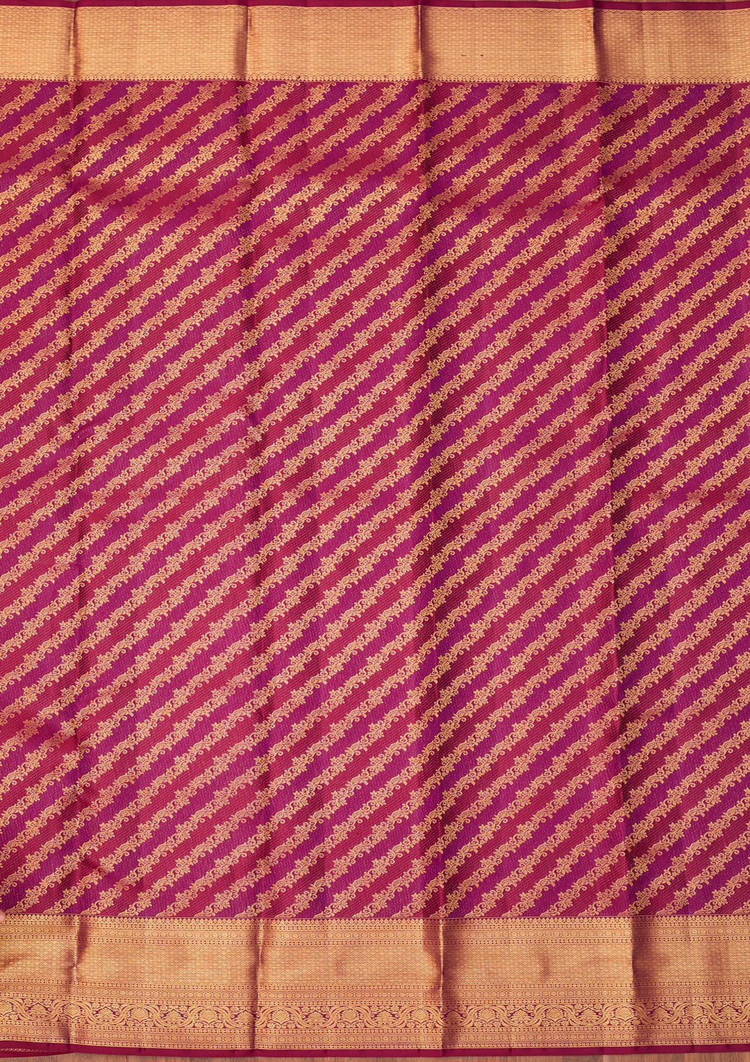 Magenta Pink Dharmavaram Pure Silk Saree With Matching Blouse Piece