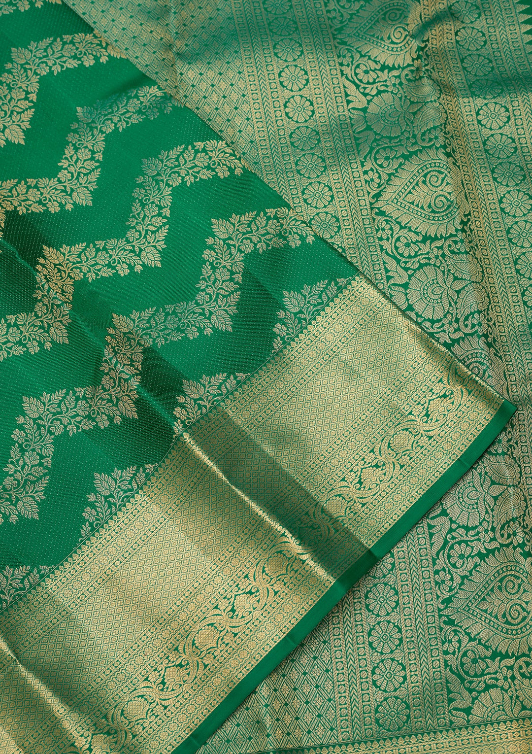 Rama Green Dharmavaram Pure Silk Saree With Matching Blouse Piece