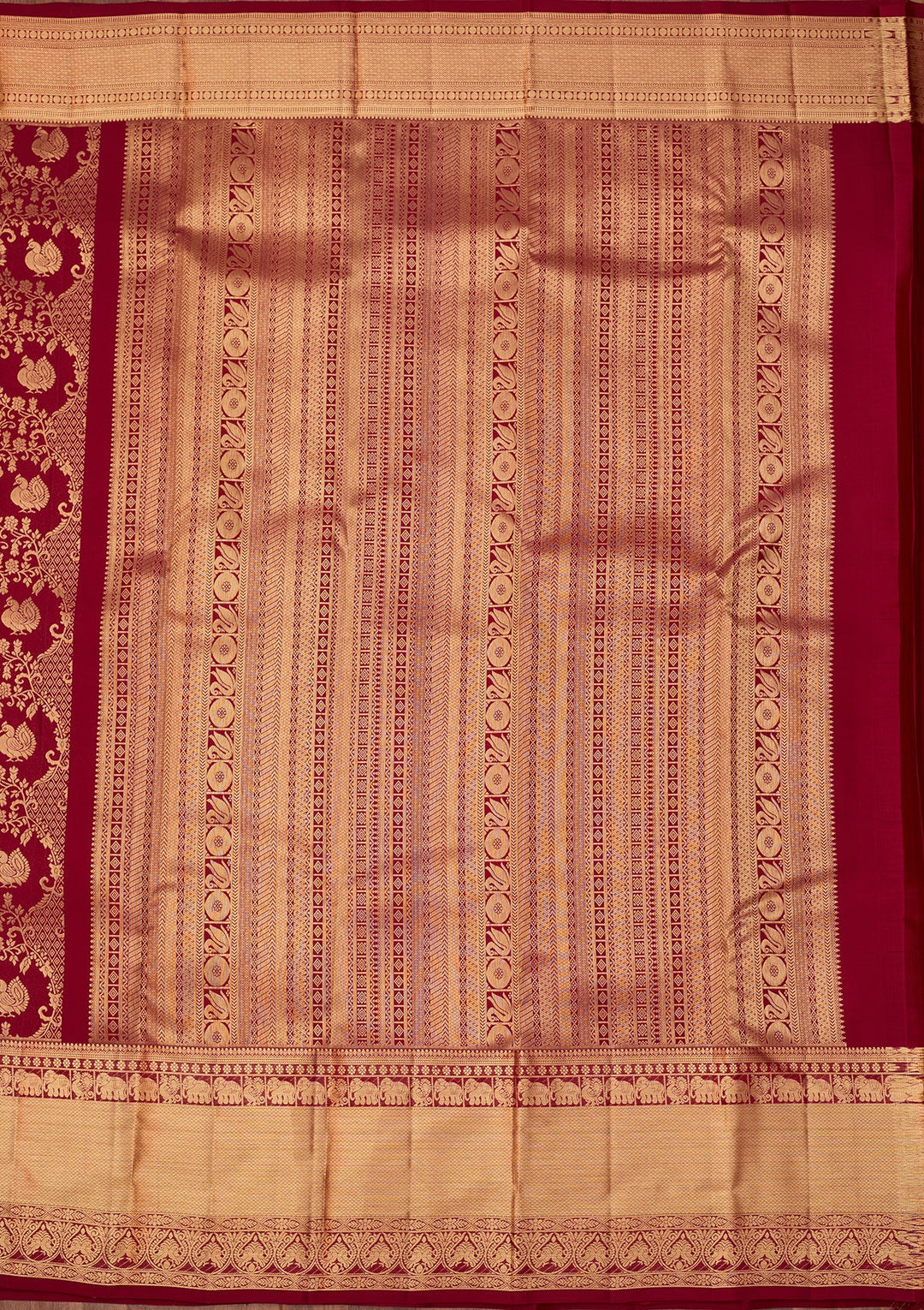 Magenta Pink Dharmavaram Pure Silk Saree With Matching Blouse Piece