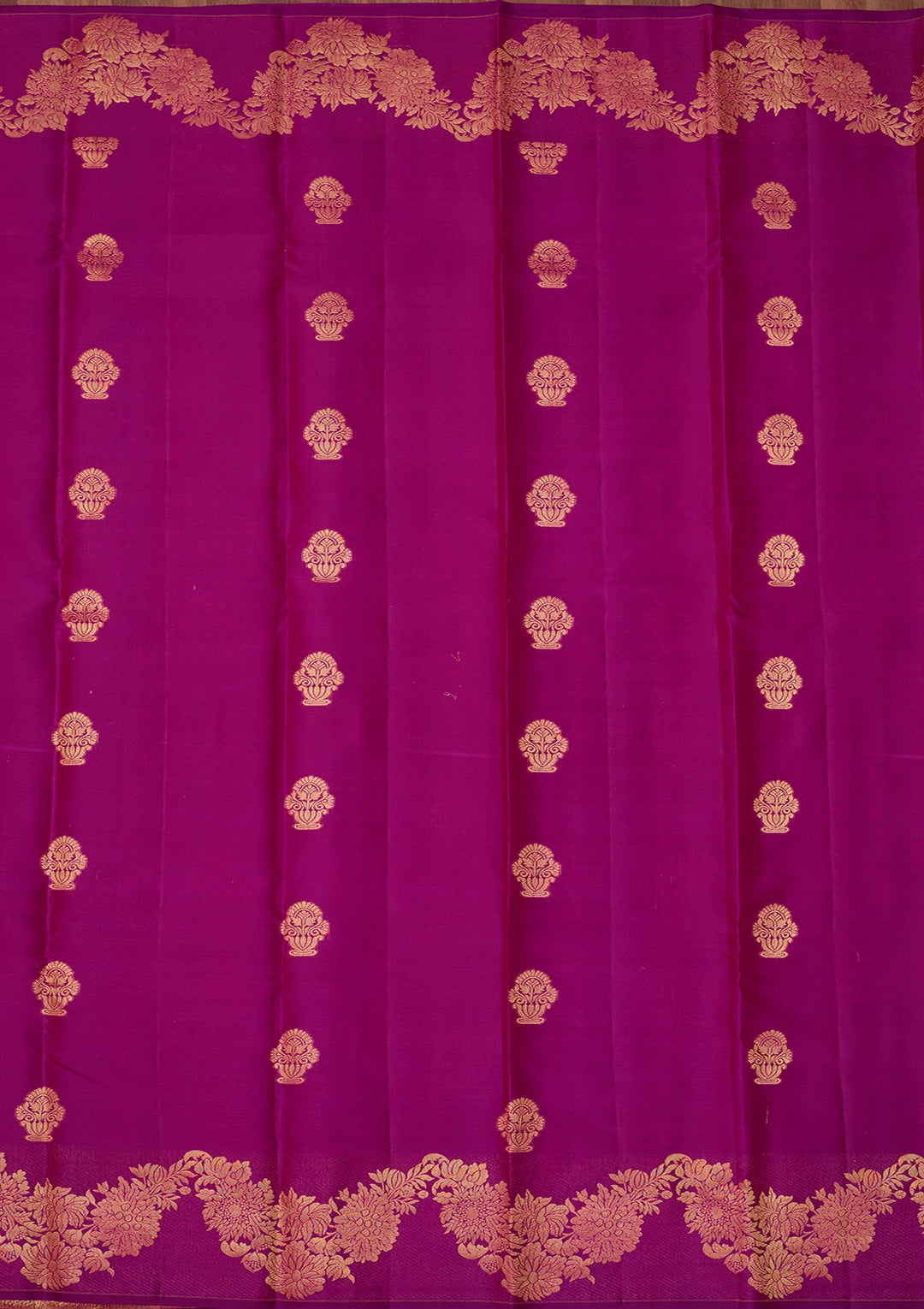 Magenta Pink Dharmavaram Pure Silk Saree With Matching Blouse Piece
