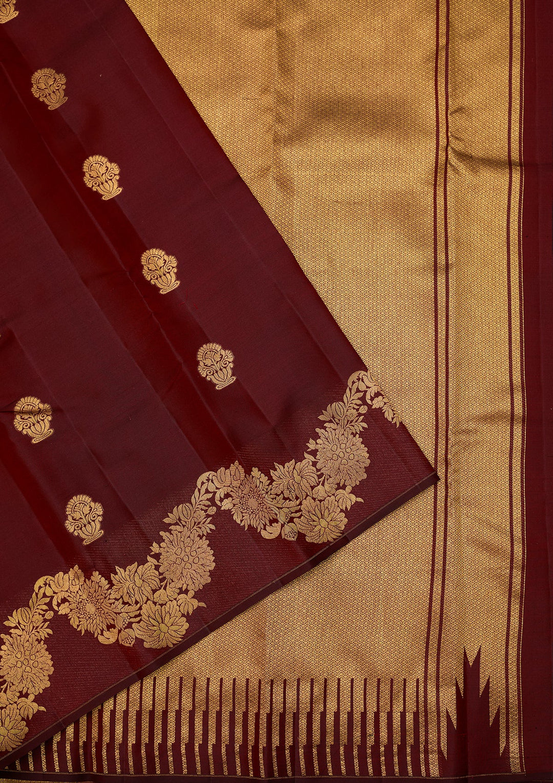 Maroon Dharmavaram Pure Silk Saree With Matching Blouse Piece