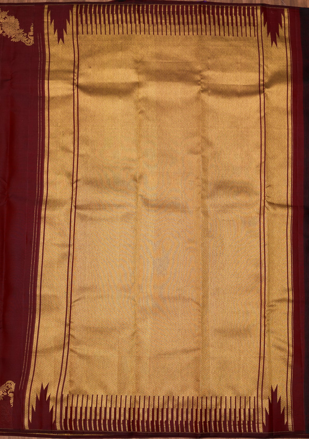 Maroon Dharmavaram Pure Silk Saree With Matching Blouse Piece