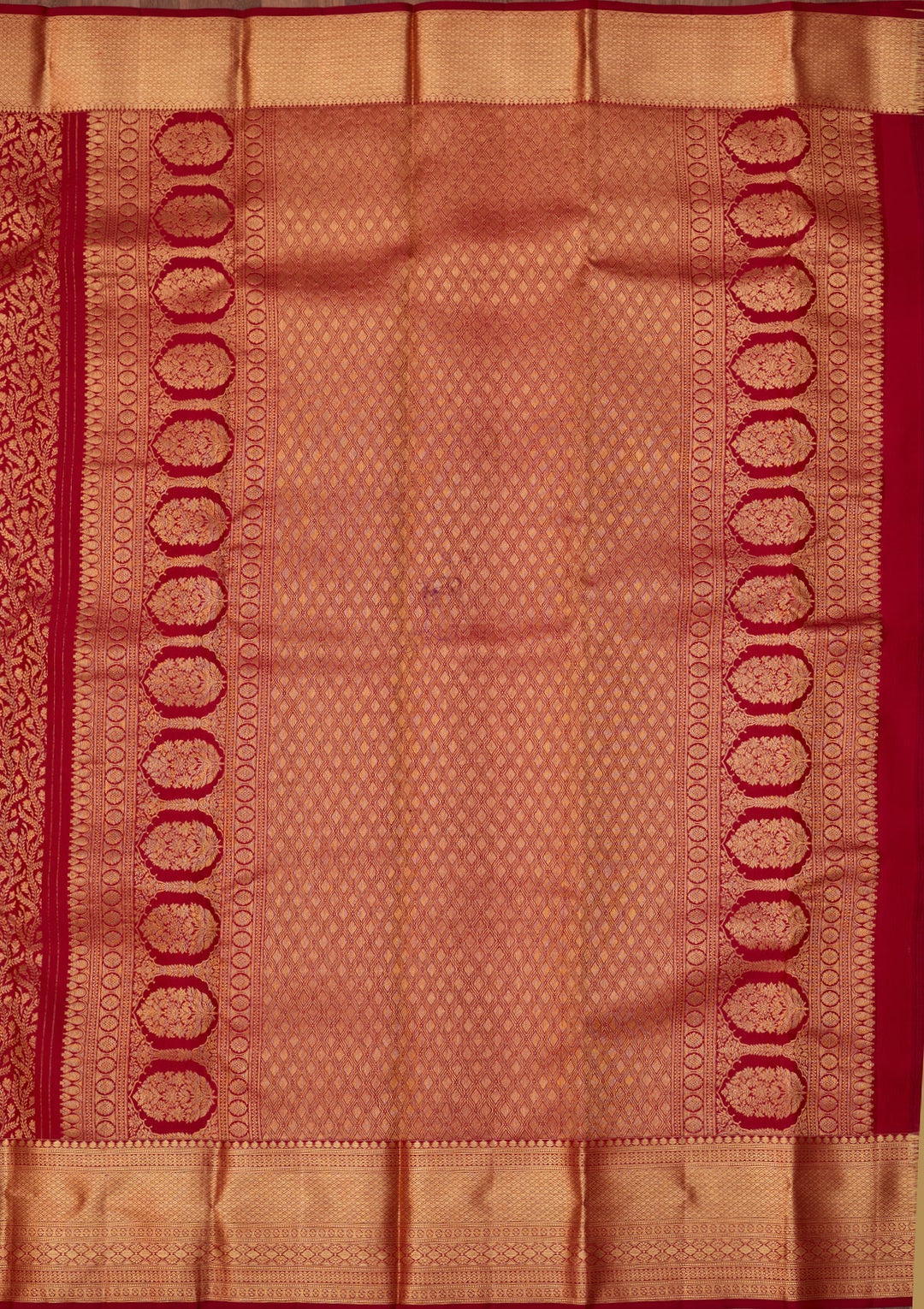Maroon Dharmavaram Pure Silk Saree With Matching Blouse Piece