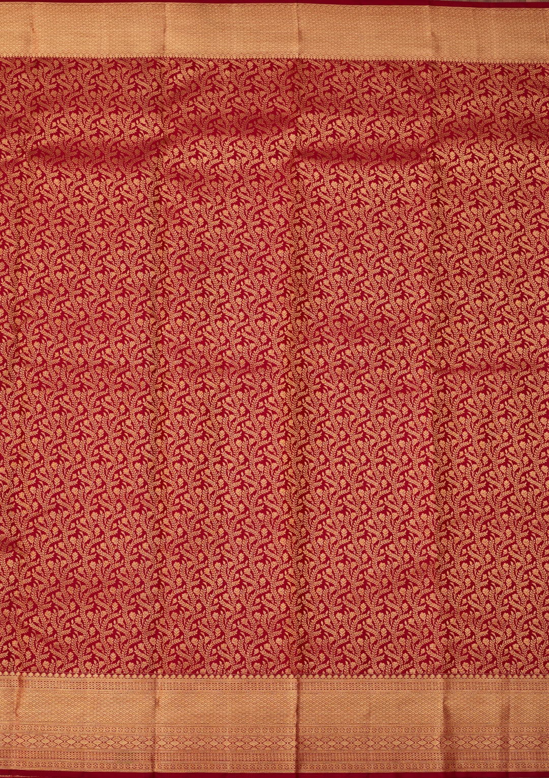 Maroon Dharmavaram Pure Silk Saree With Matching Blouse Piece