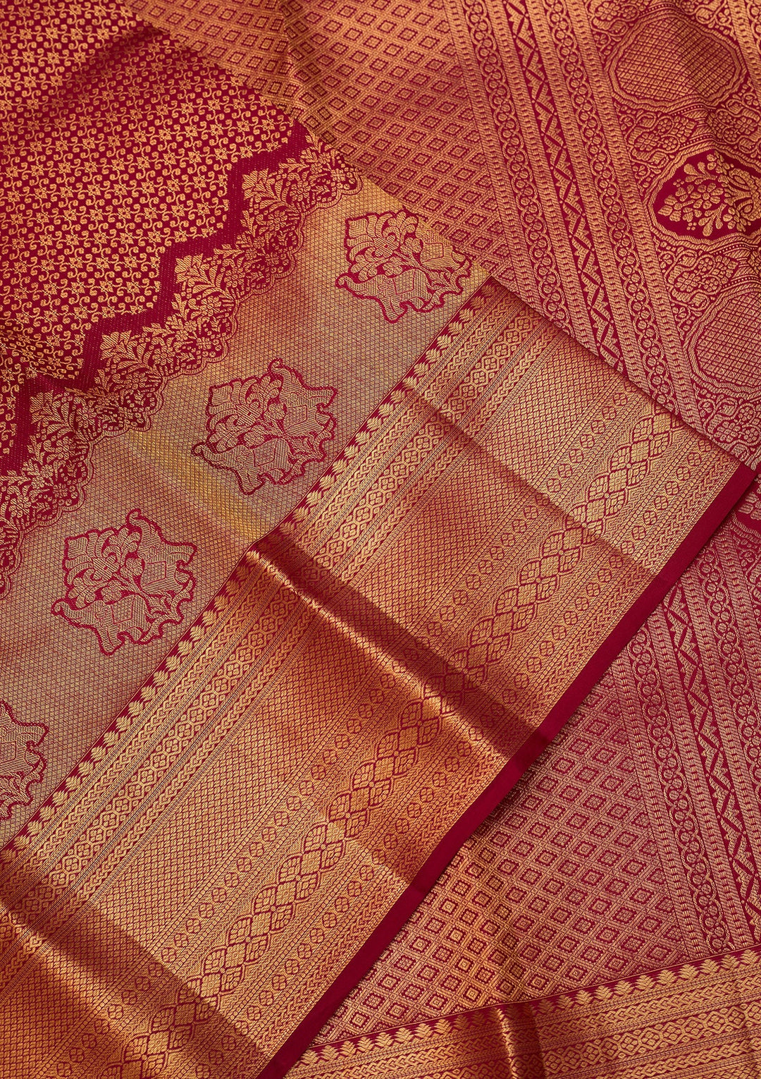 Maroon Dharmavaram Pure Silk Saree With Matching Blouse Piece