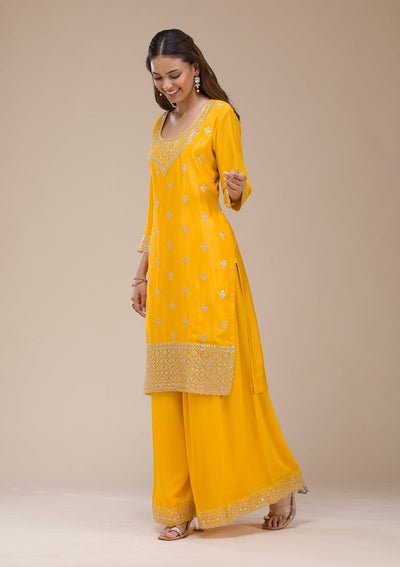 Off White  Banarasi Semi-Stitched Lehenga-koskii