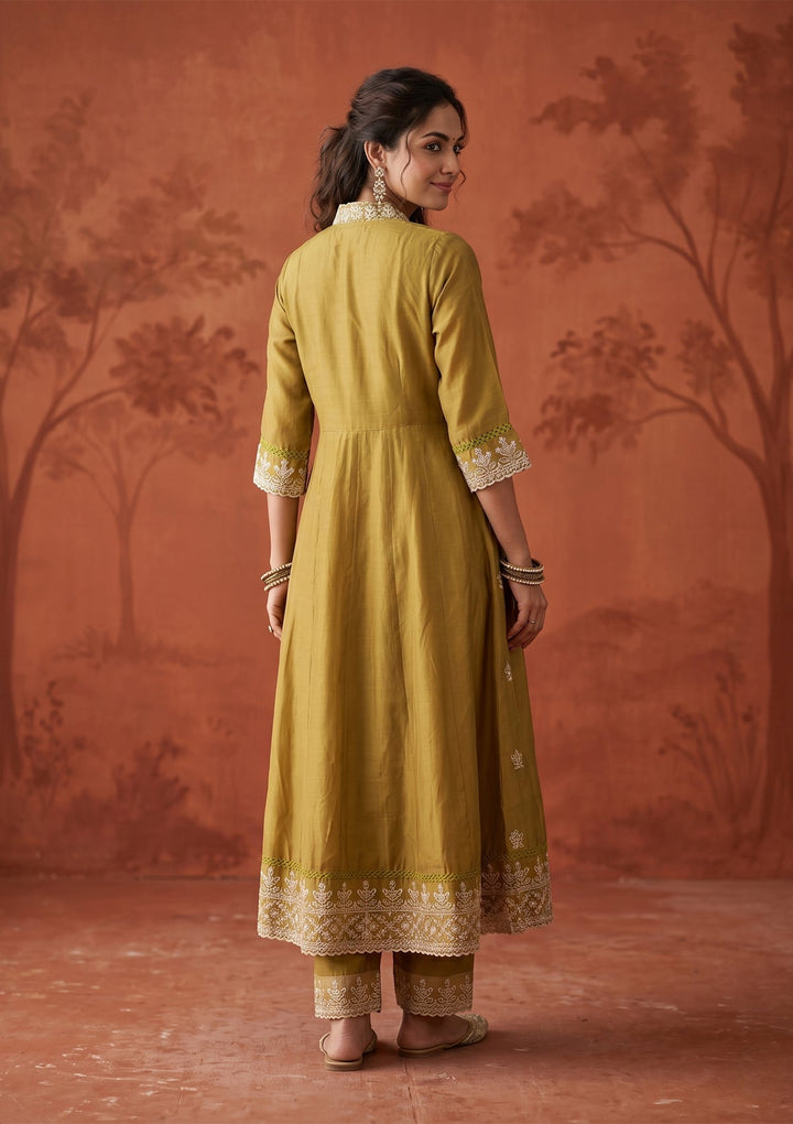Mehandi Green Threadwork Organza Readymade Salwar Suit