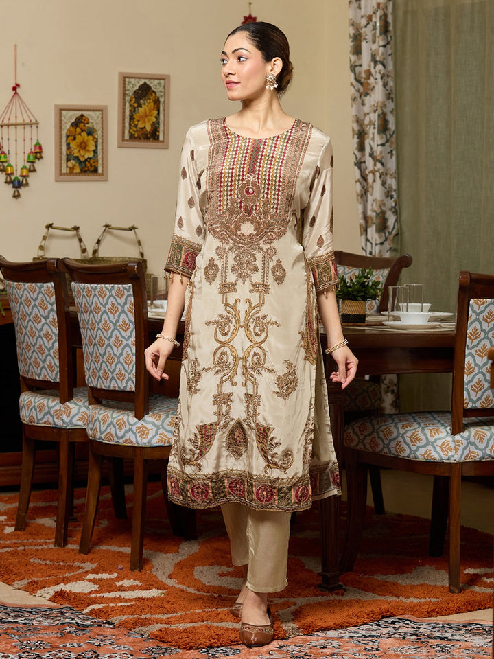 Pista Green Printed Crepe Readymade Salwar Suit