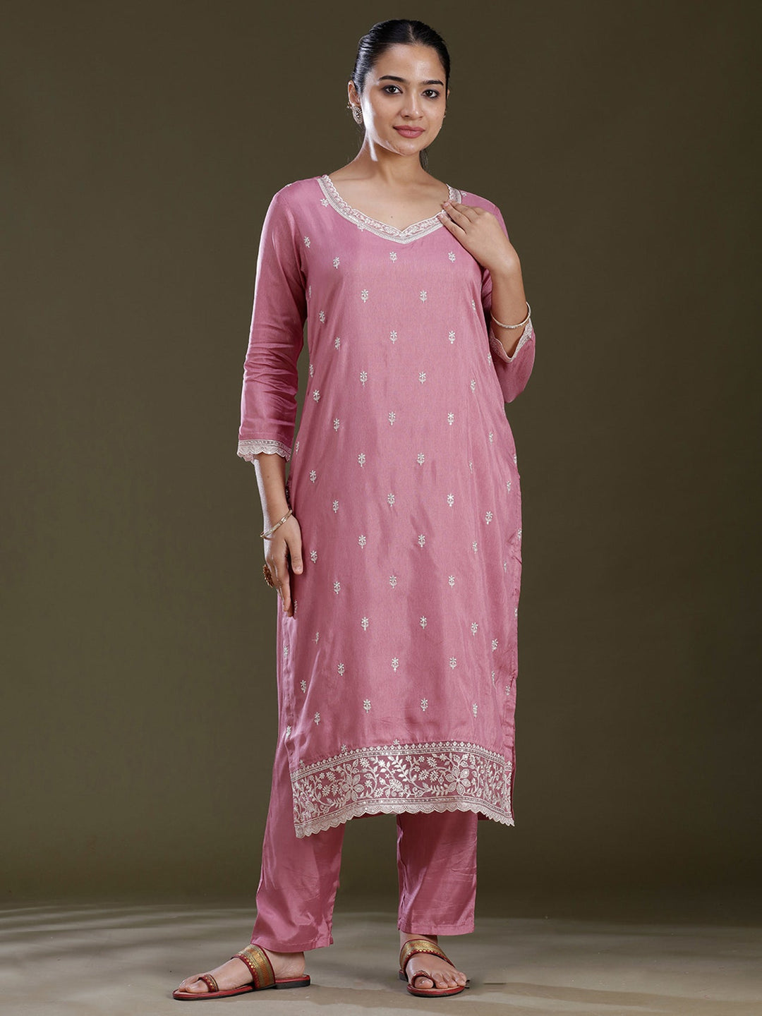 Lavender Threadwork Dola Silk Readymade Salwar Suit