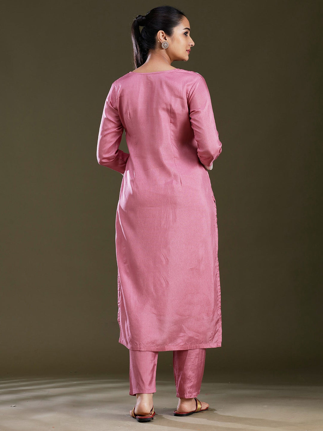 Lavender Threadwork Dola Silk Readymade Salwar Suit