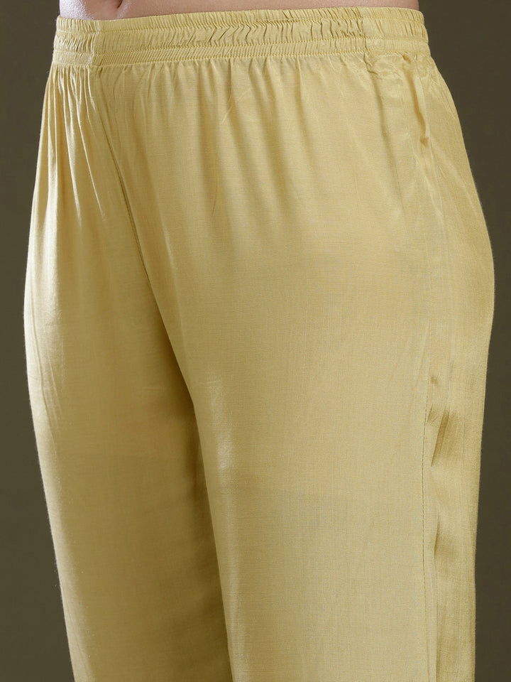 Leaf Green Threadwork Dola Silk Readymade Salwar Suit