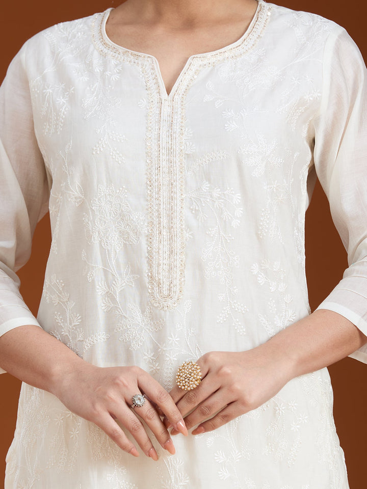 Cream Threadwork Chanderi Readymade Salwar Suit