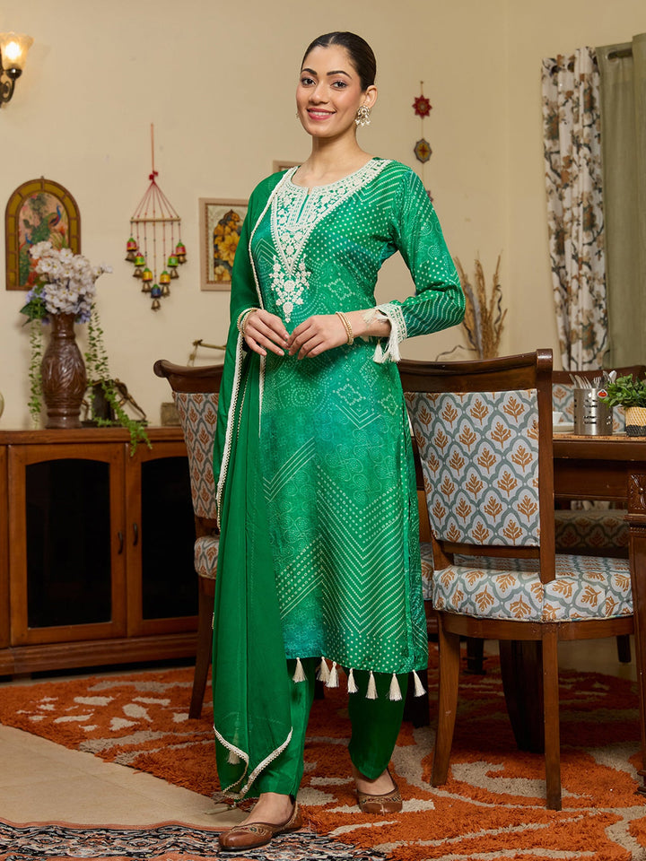 Leaf Green Threadwork Crepe Readymade Salwar Suit