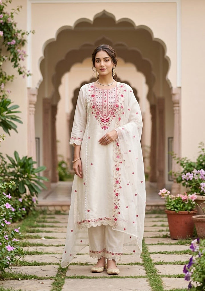 Off White Threadwork Chanderi Readymade Salwar Suit
