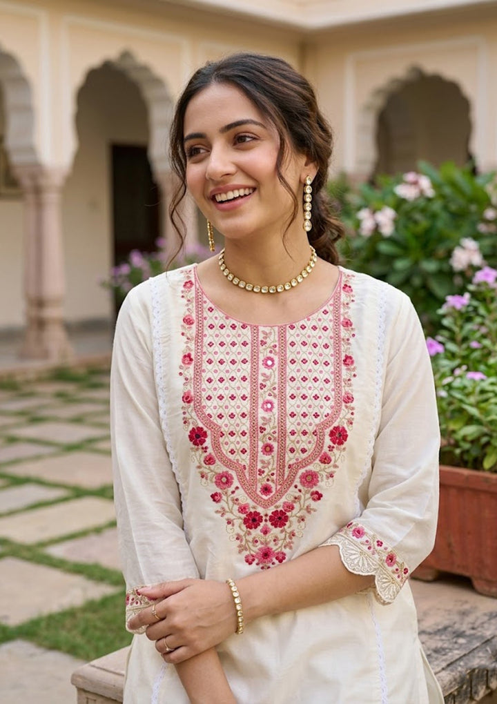 Off White Threadwork Chanderi Readymade Salwar Suit