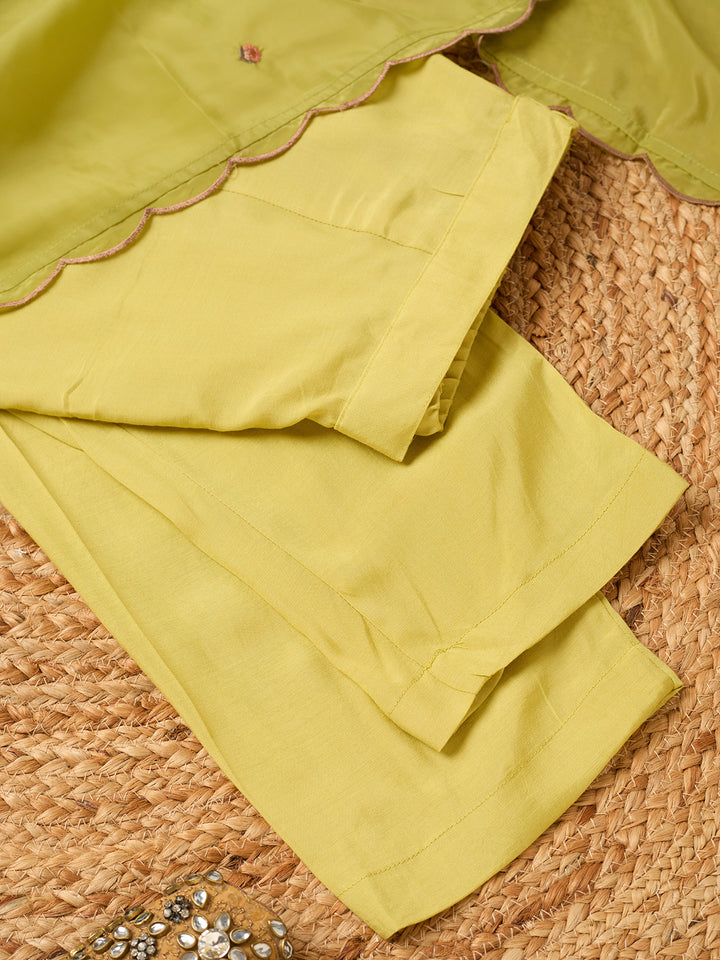 Leaf Green Semi Crepe Threadwork Straight Kurta With Pant Regular And Dupatta