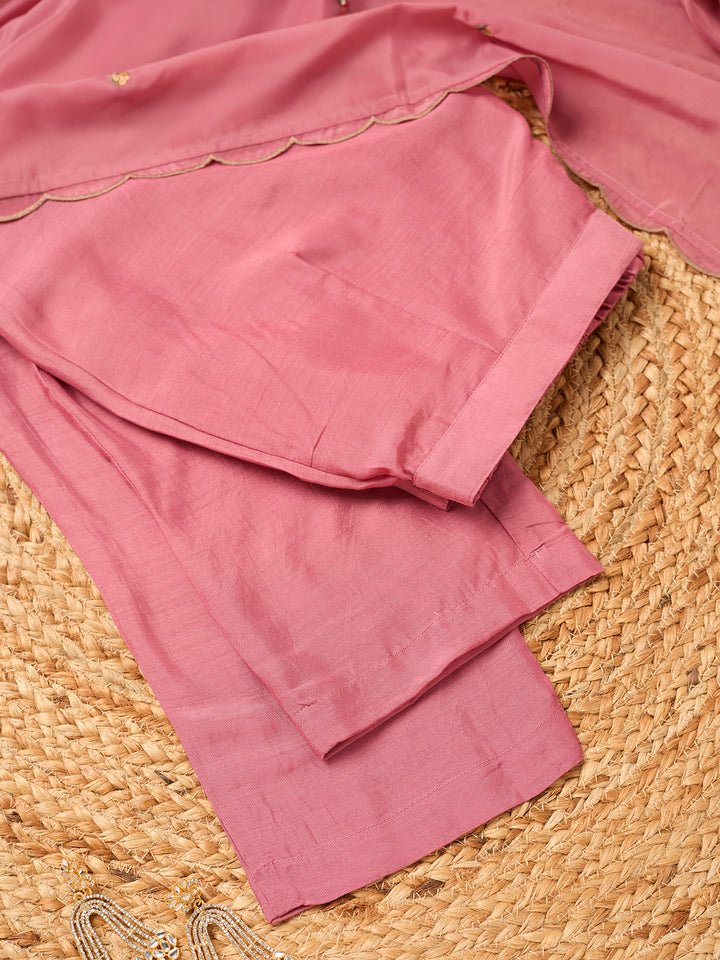 Onion Pink Semi Crepe Threadwork Straight Kurta With Pant Regular And Dupatta