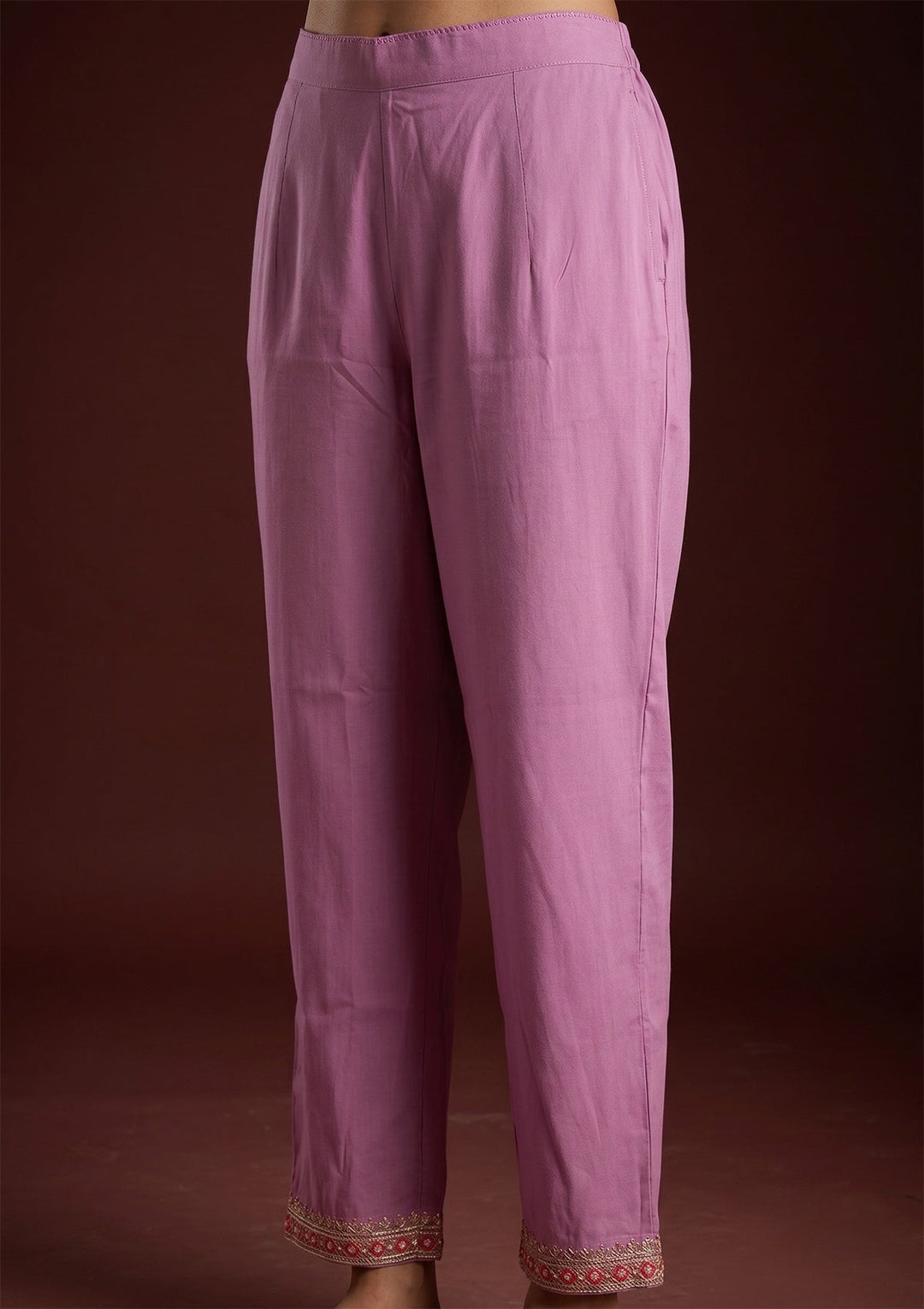 Lavender Silk Threadwork Straight Kurta With Pant Regular And Dupatta
