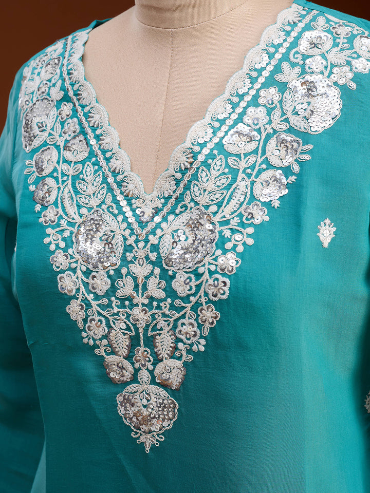 Sea Green Soft Raw Silk Threadwork Straight Kurta With Regular Pant And Dupatta
