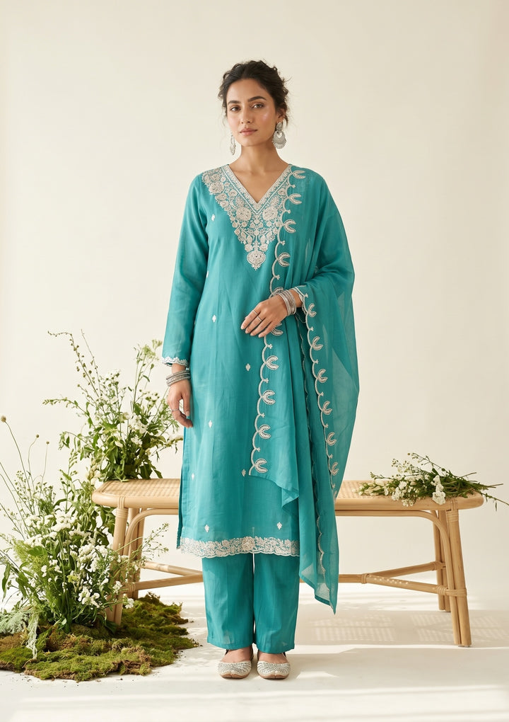 Sea Green Soft Raw Silk Threadwork Straight Kurta With Regular Pant And Dupatta