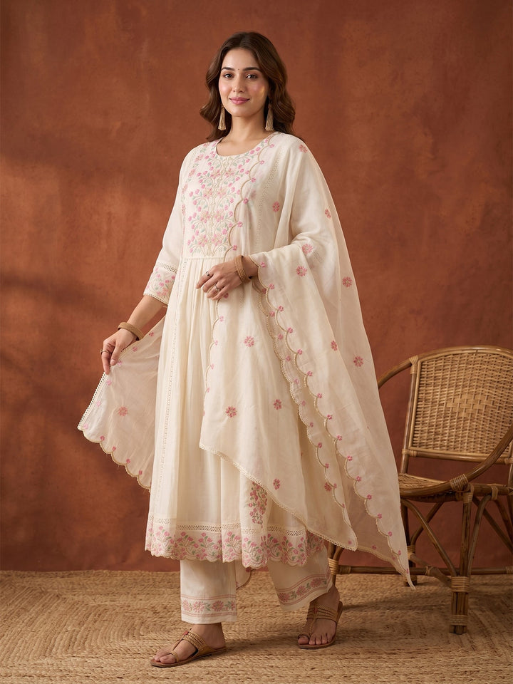 Cream Threadwork Cotton Readymade Salwar Suit