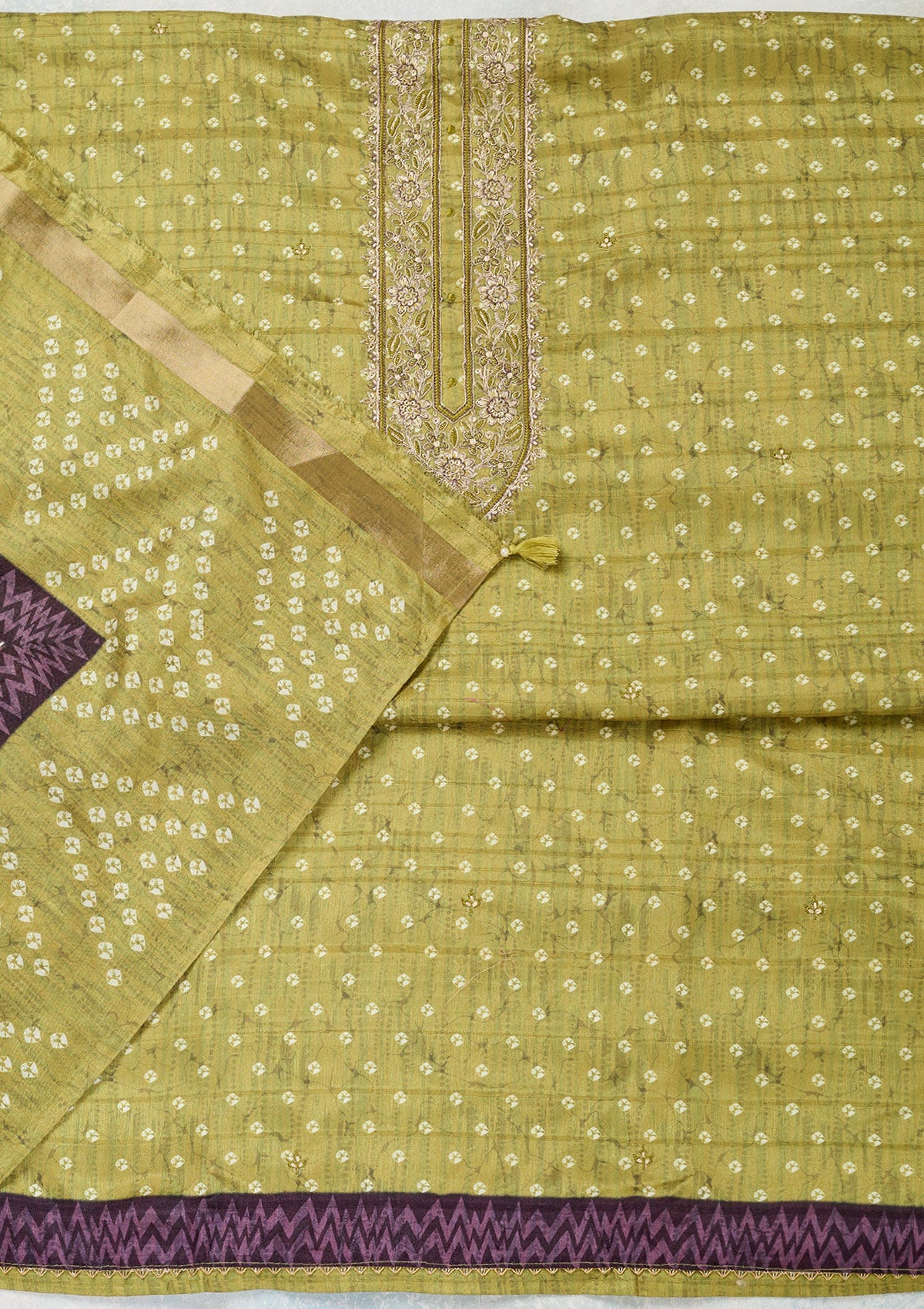 Mehendi Threadwork Organza Unstitched Salwar Suit-Koskii