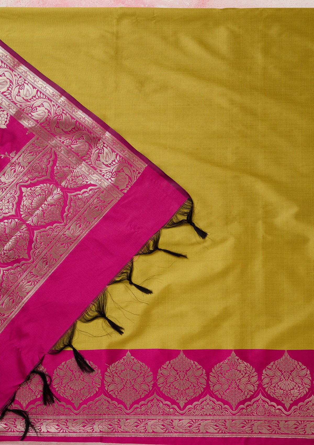 Mehendi Zariwork (Gold) Banarasi Unstitched Salwar Suit-Koskii