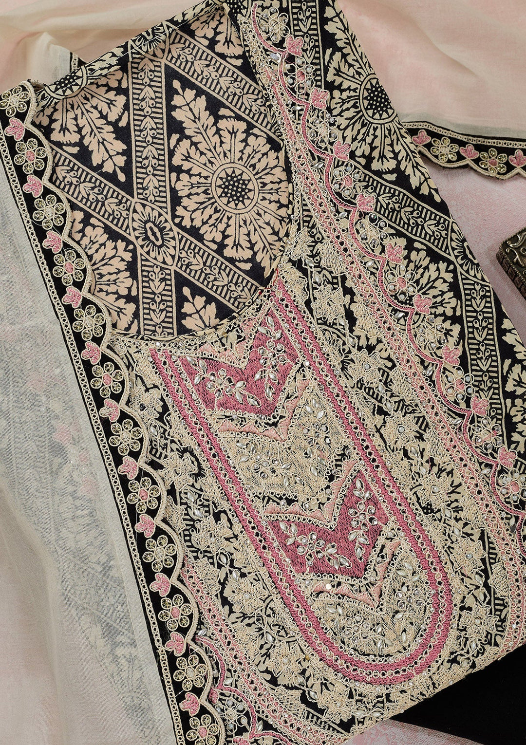 Cream Threadwork Cotton Unstitched Salwar Suit-Koskii