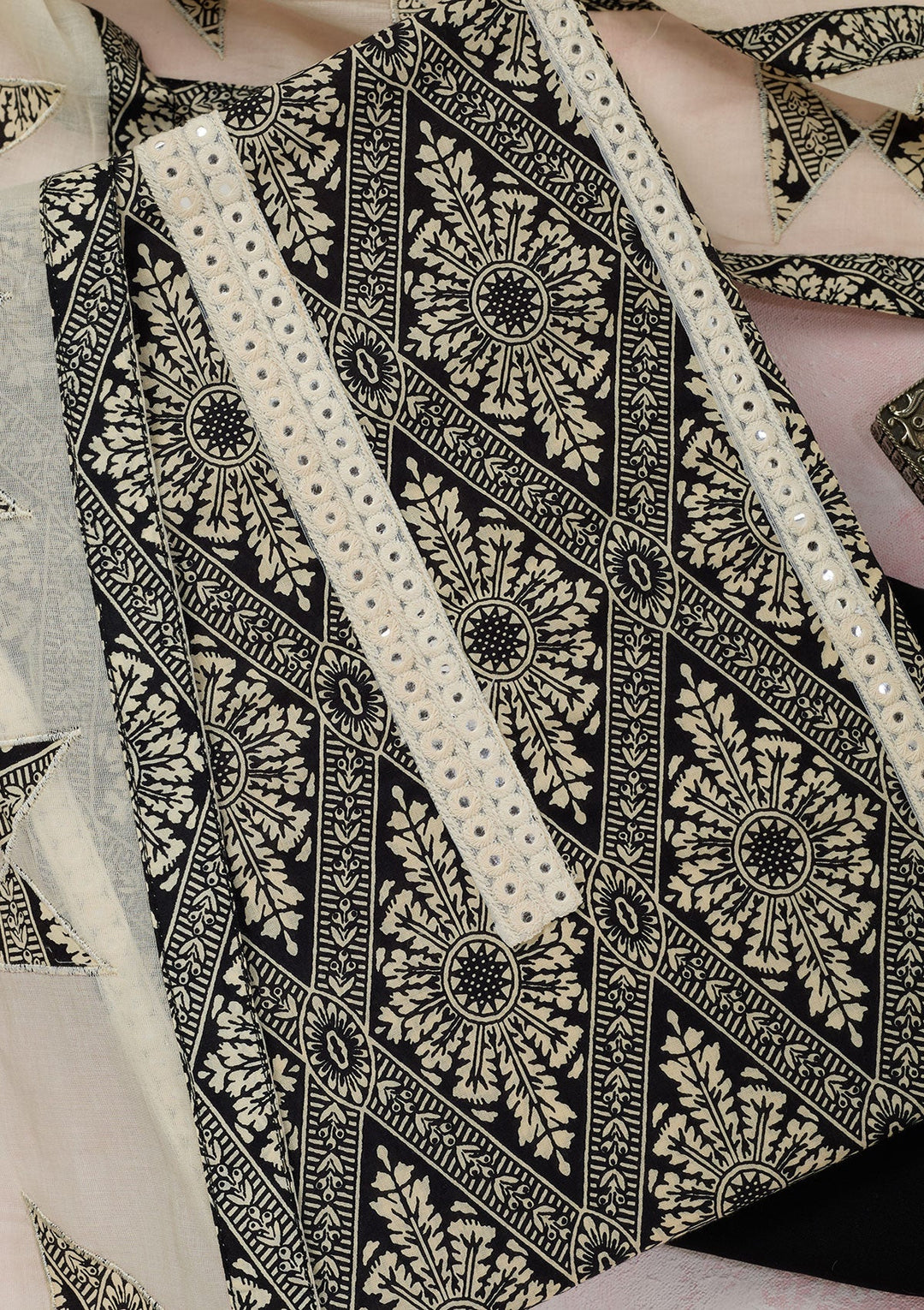 Cream Threadwork Cotton Unstitched Salwar Suit-Koskii